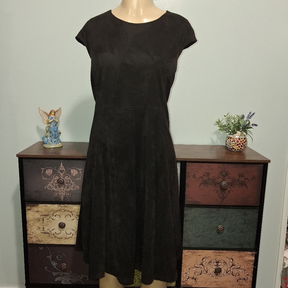 THE LIMITED FAUX LEATHER SUEDE BLACK DRESS W/ GOLD TONED ZIPPER CLOSURE SZ 1X